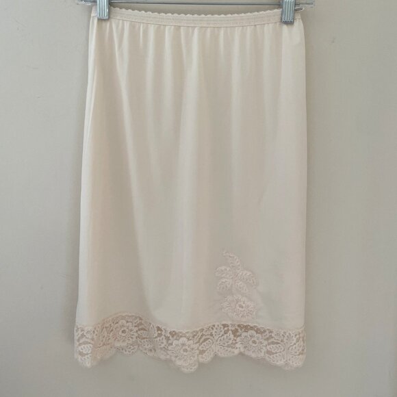 Vintage 70s Formfit Rogers Half Slip Pastel Pink Nylon Lace Size Short Small USA - Picture 2 of 8
